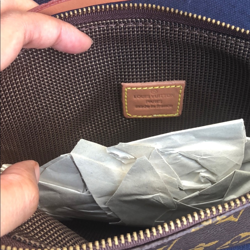 Purse - Picture 2 of 4